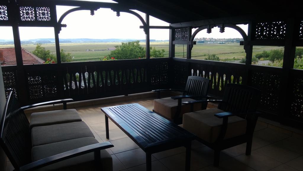 Carul Din Stele Hotel Cotofenii din Fata Ngoại thất bức ảnh