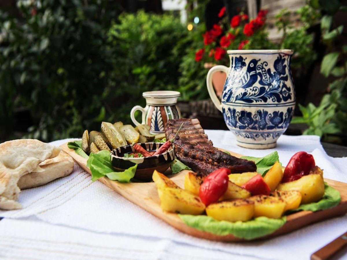 Carul Din Stele Hotel Cotofenii din Fata Ngoại thất bức ảnh